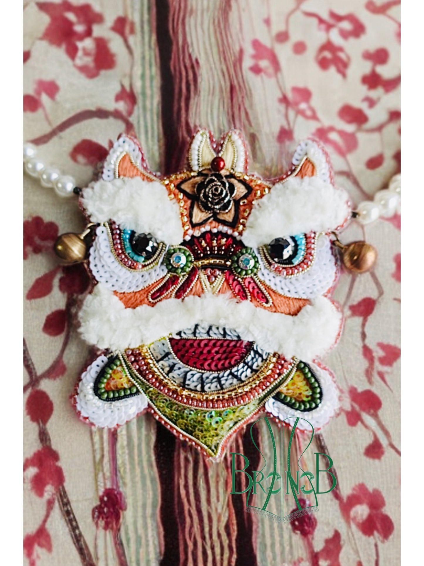 THE LUXURY KY LAN BRACELET & BAGS HANDMADE BEADED