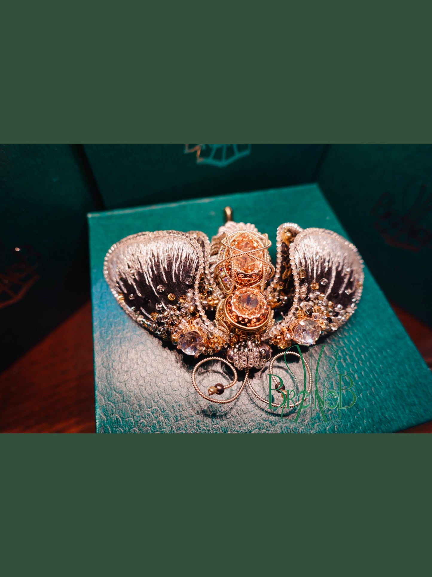 LUXURY EGYPT 6D BUTTERFLY HANDMADE BEADING BROOCHES