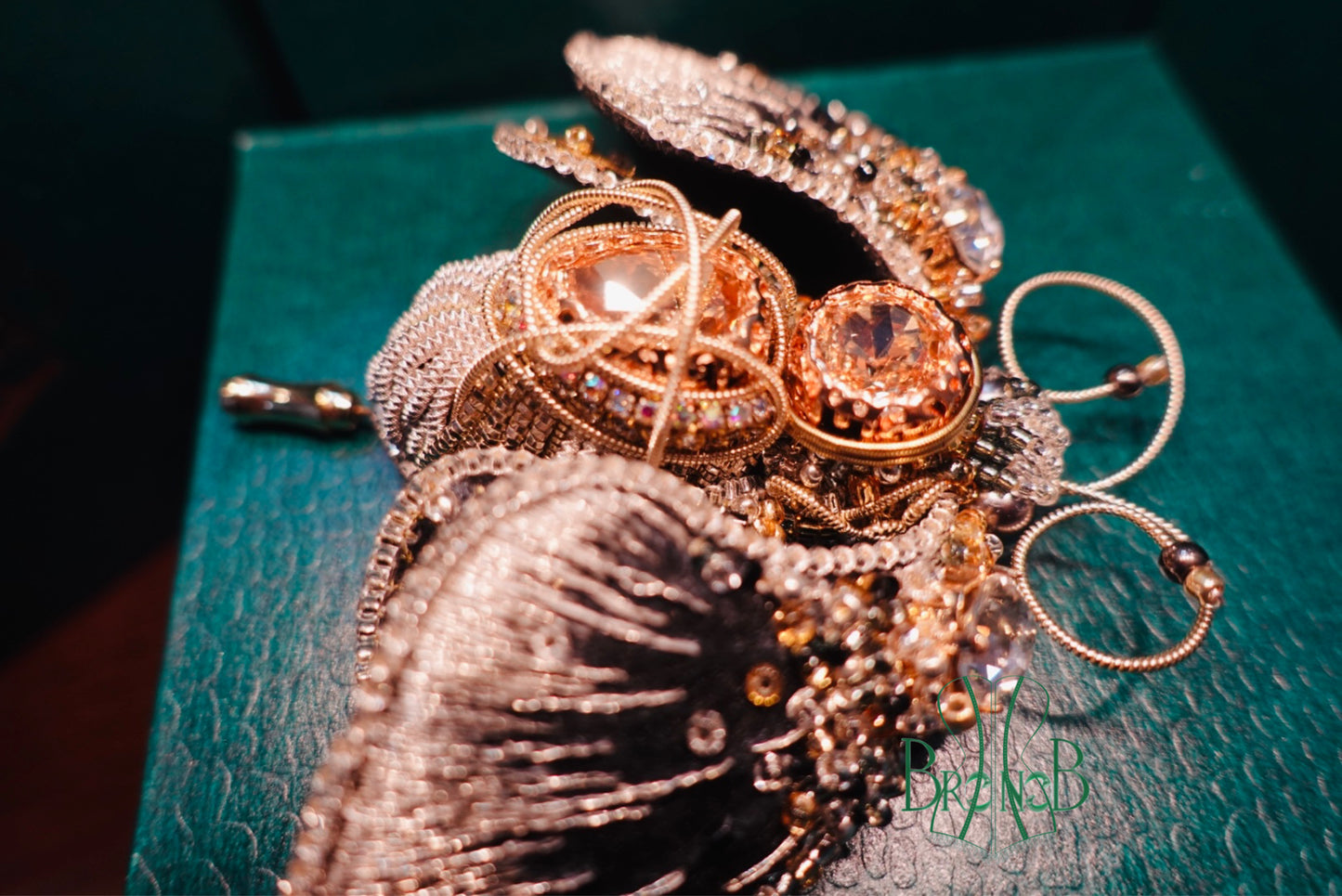 LUXURY EGYPT 6D BUTTERFLY HANDMADE BEADING BROOCHES